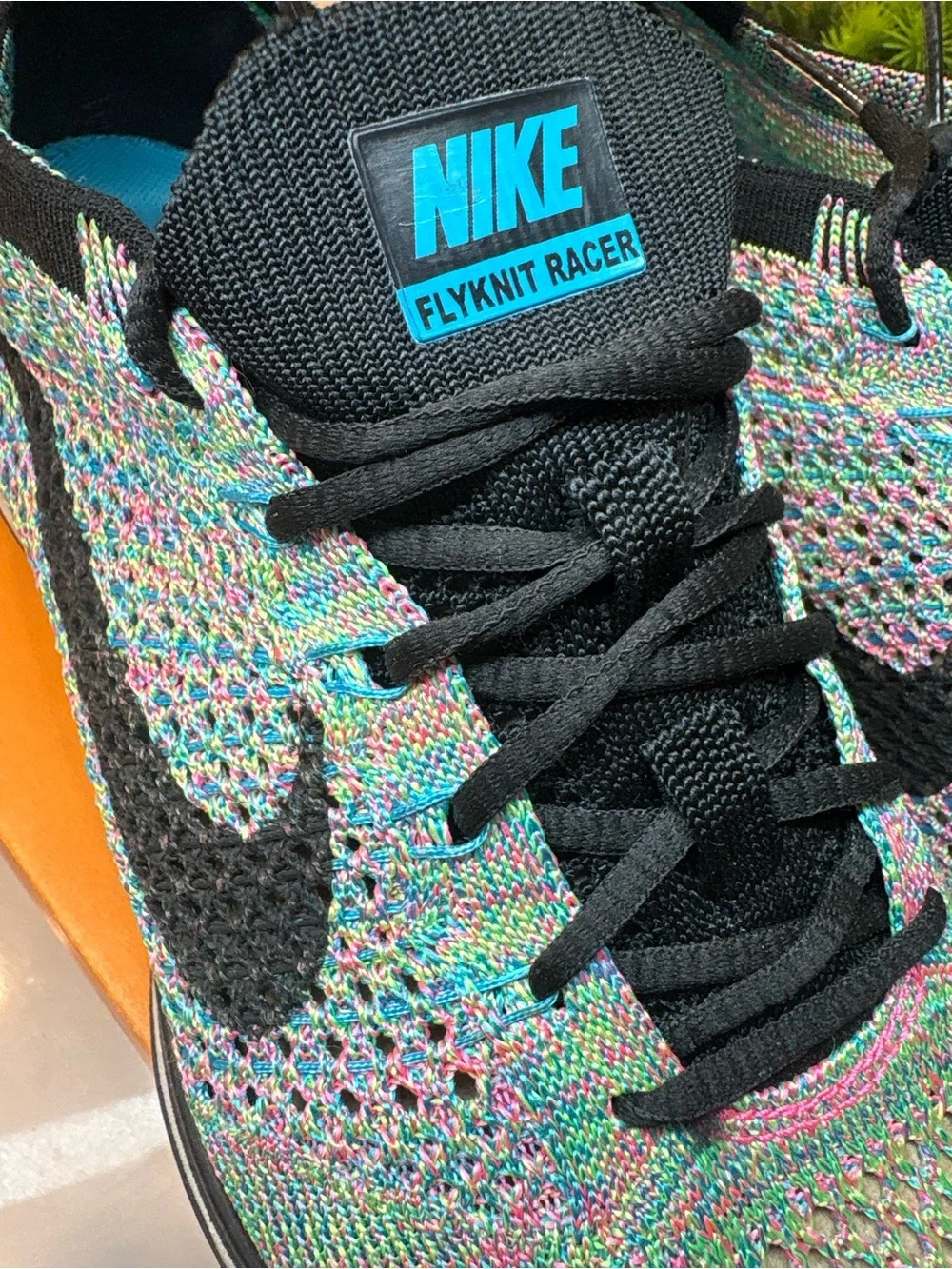 Nike Multicolor Flyknit Racer Men’s size 8 running shoes *Rare* Like New